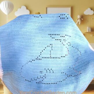 Cozy crochet shark blanket with fish, ideal for babies and adults